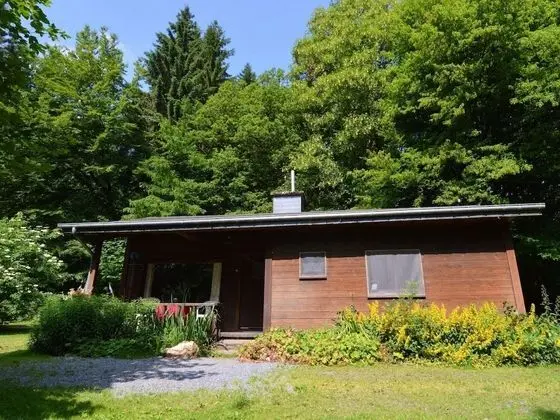 Detached Chalet in Lovely Hiking Region