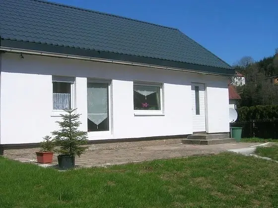 Detached Holiday Home With Garden and Terrace in the Beautiful Thuringia Region