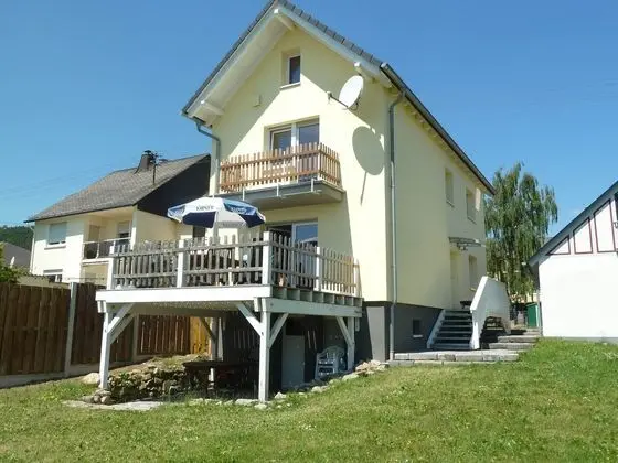 Detached Holiday Home With Terrace and its own Garden in the Hunsrück - Öne Çıkan Resim