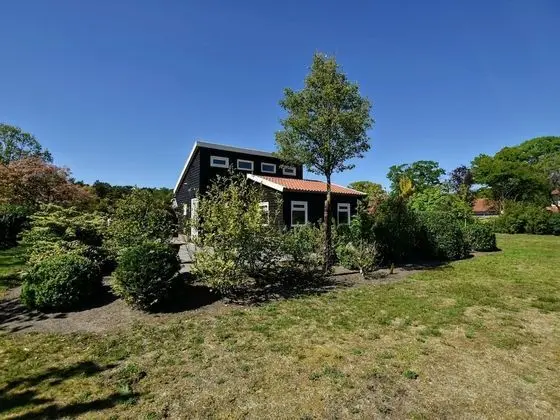 Detached Holiday House With Wifi and a Large Garden; Hike and Bike the Veluwe