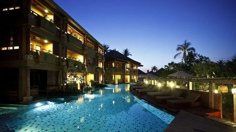 Deva Beach Resort Samui - Havuz