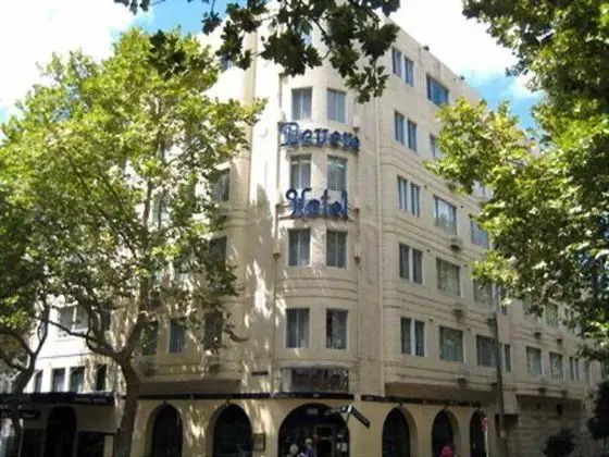 DeVere Hotel - 1