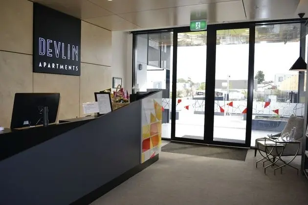 Devlin Apartments - Lobi