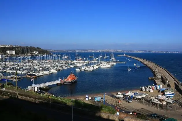 Devoncoast Seaview Apartments