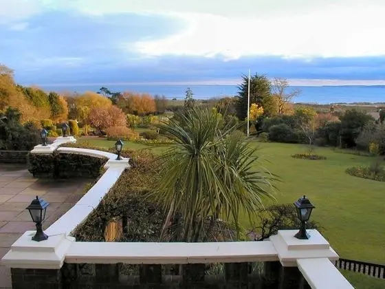The Devoncourt Resort - Dış Mekan