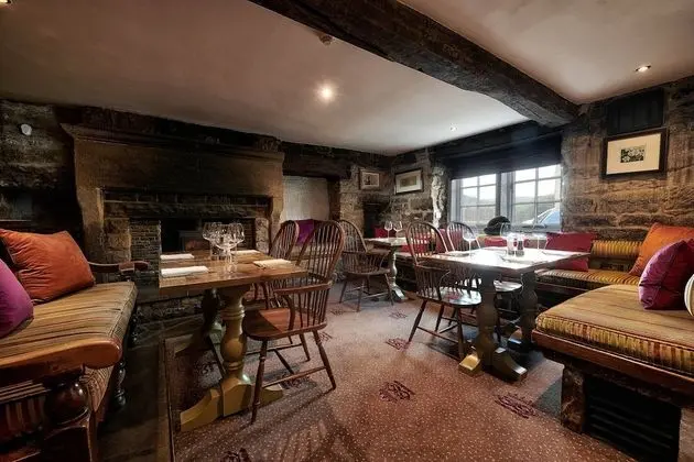The Devonshire Arms at Beeley - Yerinde Yemek