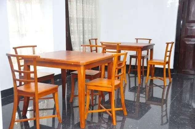 Dew Grand Regency - Yerinde Yemek