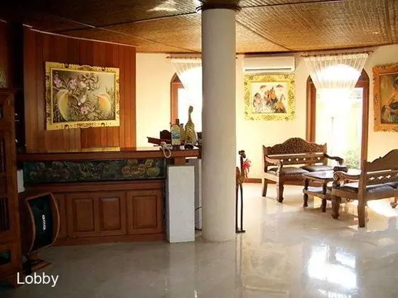 Dewani Villa - Lobi