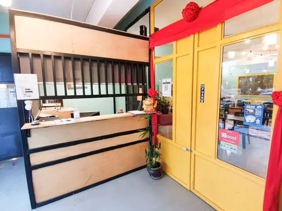 DFS Capsule Hotel - Hostel - Lobi