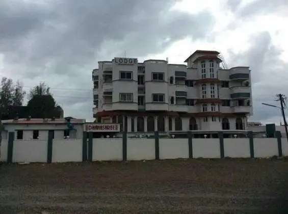 Dhanashree Hospitality - Bar,Restaurant & Lodging - Dış Mekan