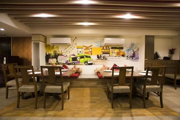 Hotel Dhans - Yerinde Yemek