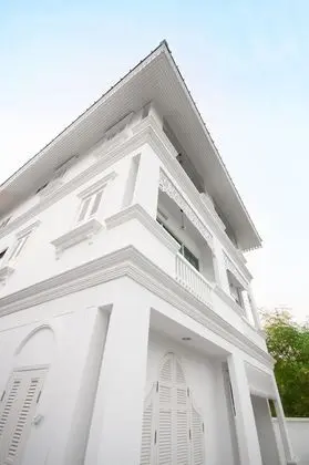 Dharasom Colonial House - Dış Mekan