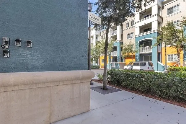 Dharma Home Suites South Miami at Red Road Commons