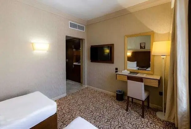 Dhiafat Al-Raja Hotel - Oda