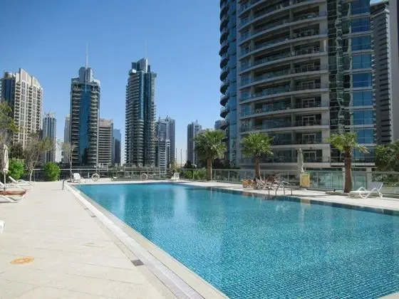 DHLA - Modern 2BR balcony in Marina - Havuz