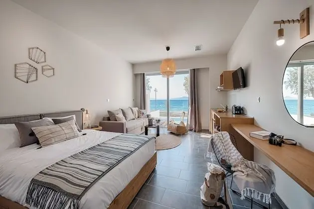 Villa Di Mare Seaside Suites - Oda