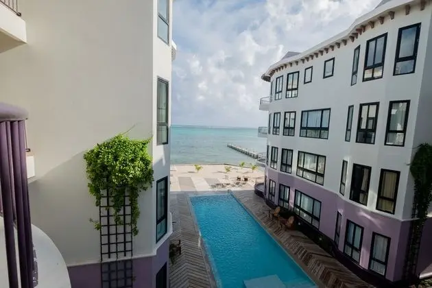 Diamante Beachfront Suites