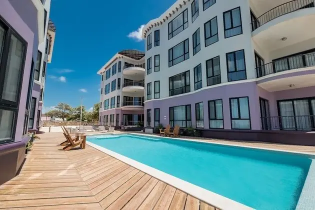 Diamante Beachfront Suites - Havuz