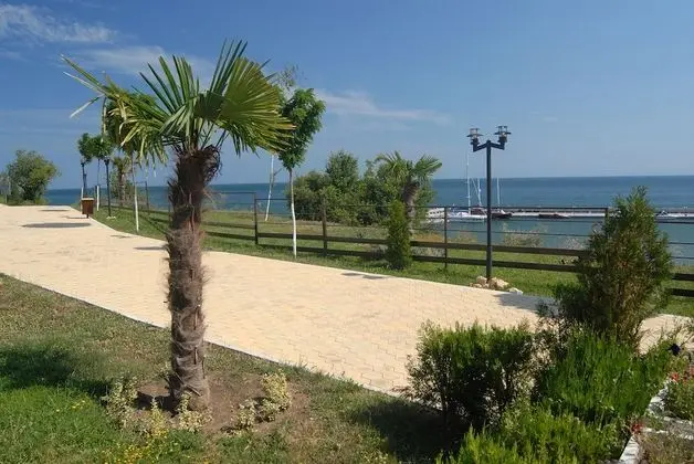 Diamond Apartments - Dış Mekan