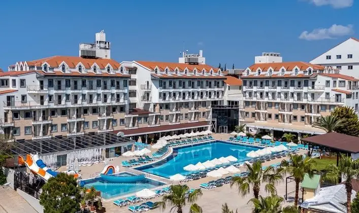 Diamond Beach Hotel & Spa - 1