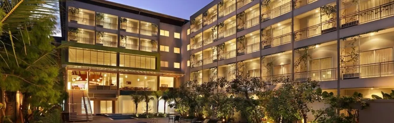 Diamond Hotel Kuta Bali - Havuz