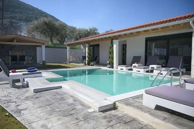 Diamond Luxury Villa Corfu 5 Bedroom Luxury Villa