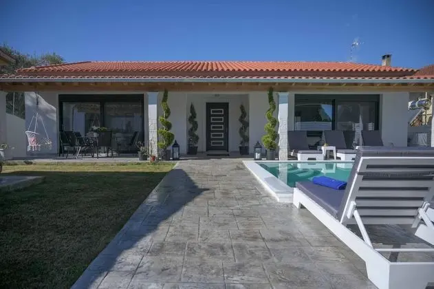 Diamond Luxury Villa Corfu 5 Bedroom Luxury Villa - Dış Mekan
