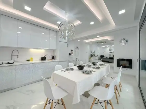 Diamond Luxury Villa Corfu 5 Bedroom Luxury Villa - Yerinde Yemek