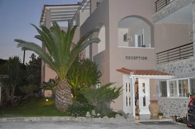 Diamond Palace Apartments - Dış Mekan