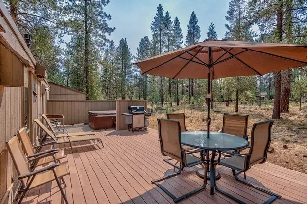 Diamond Peak Lane 5