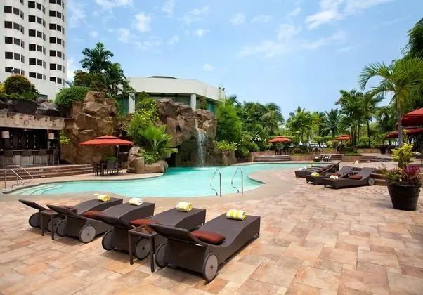 Diamond Hotel Philippines - Havuz