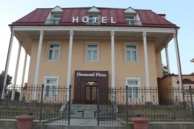Diamond Plaza Hotel