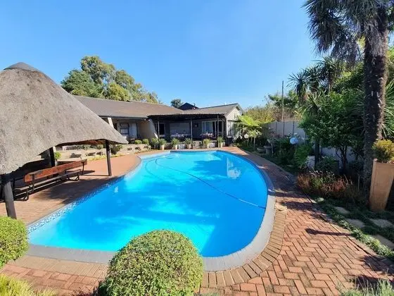 Diamond Rose Guesthouse - Havuz