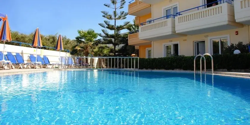 Dias Hotel