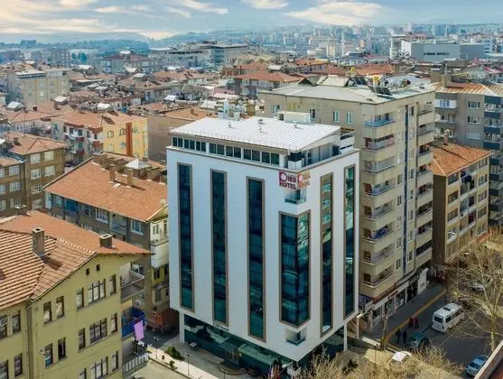 Dies Hotel