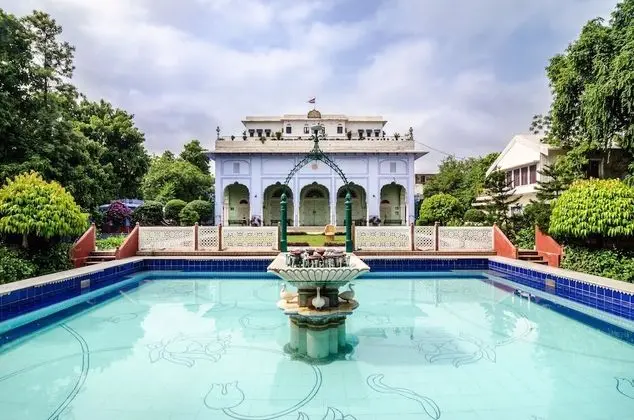 Hotel Diggi Palace