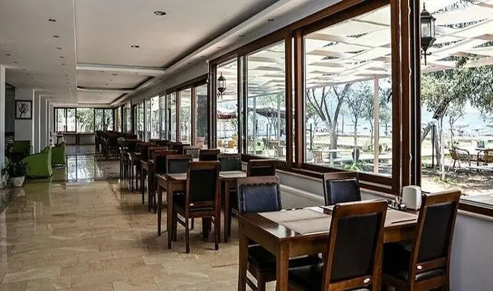 Dikelya Otel Dikili - Yeme / İçme