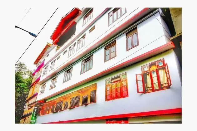 Dilchen Residency