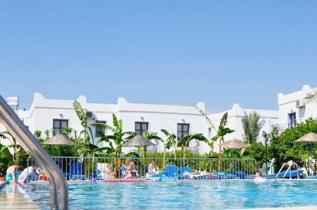 Dilek Hotel & Apartments