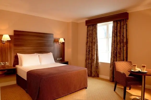 Dillons Hotel - Oda