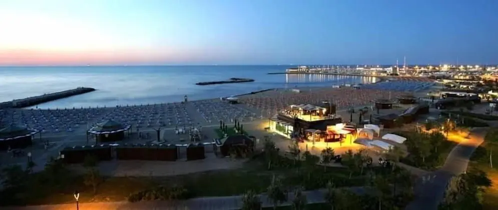 Hotel Villa Dina - Plaj