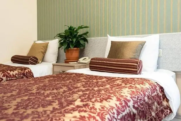 Dinar Hotel