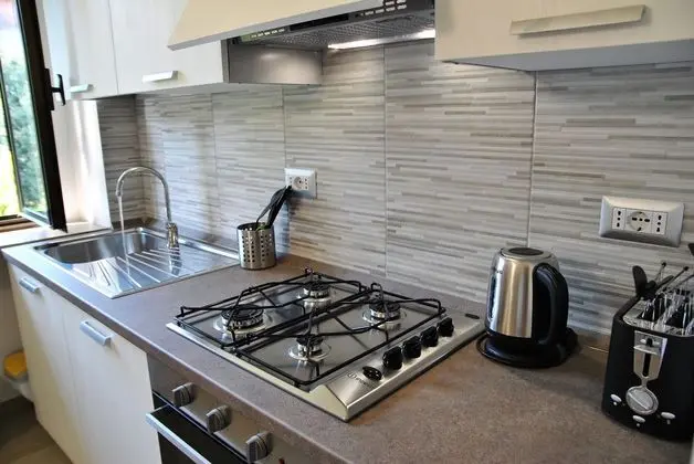 Dinky Home Air-conditioned Penthouse With Terrace Overlooking the sea - İç Mekan