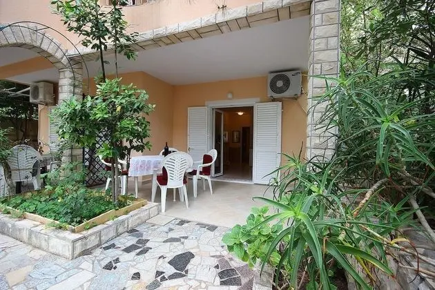 Dino - Apartments With hot tub - A1