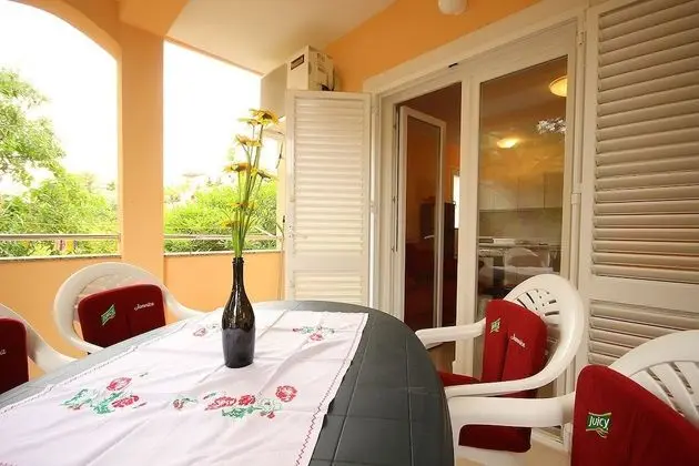 Dino - Apartments With hot tub - A4