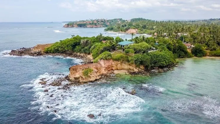 Dinsara Pearl Villa