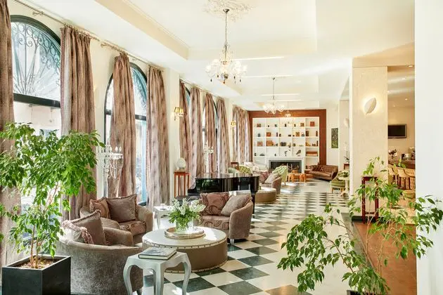 Dioni Boutique