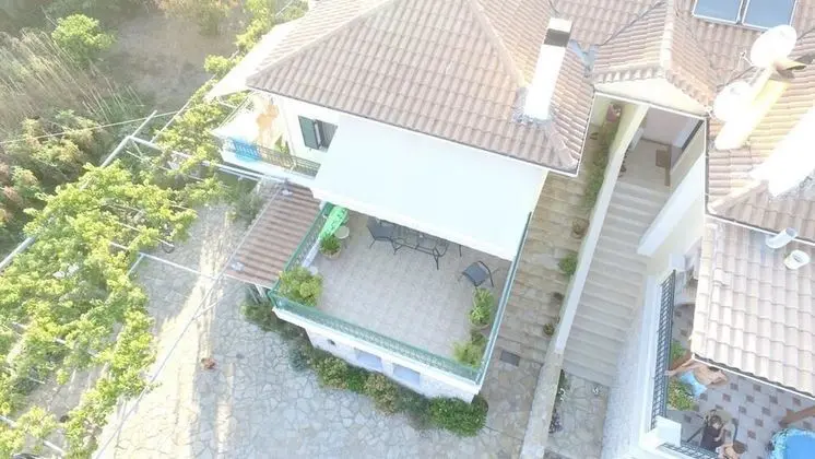 Dionysia Rooms - Dış Mekan
