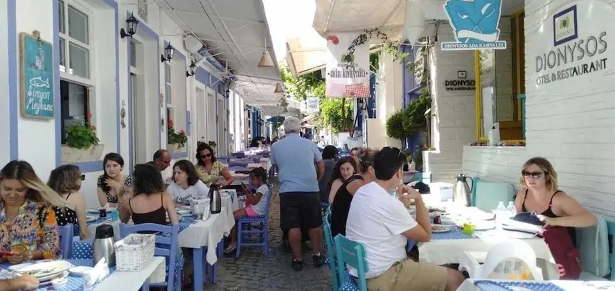 Dionysos Hotel