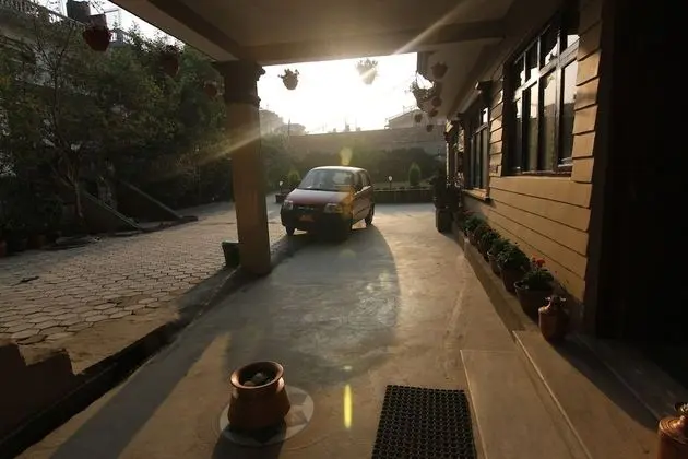 Dipankara Holiday Home - Dış Mekan